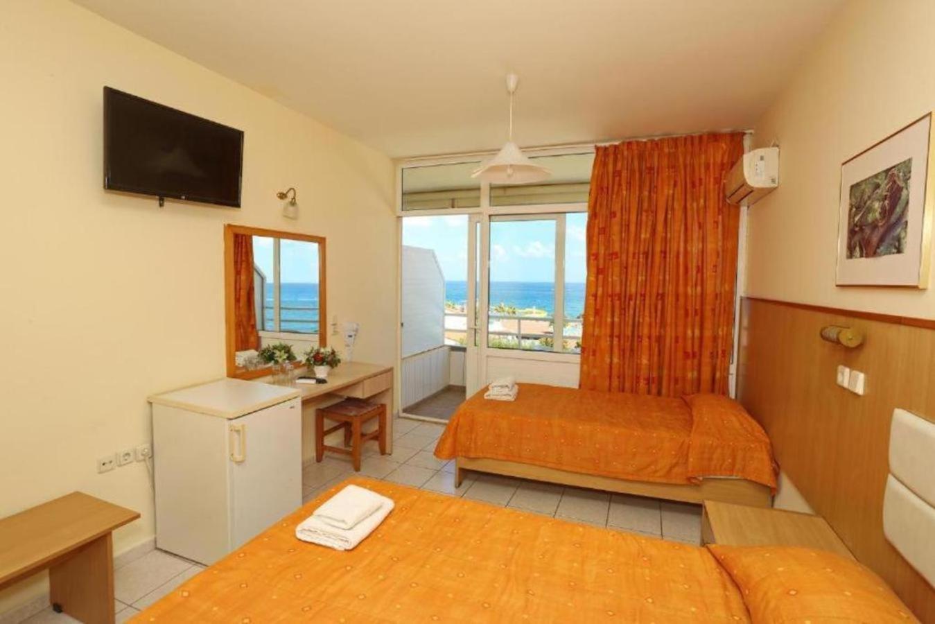 Eri Beach & Village Hotel Hersonissos  Exterior photo